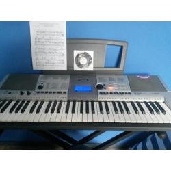 Yamaha psr e403 keyboard/workstation