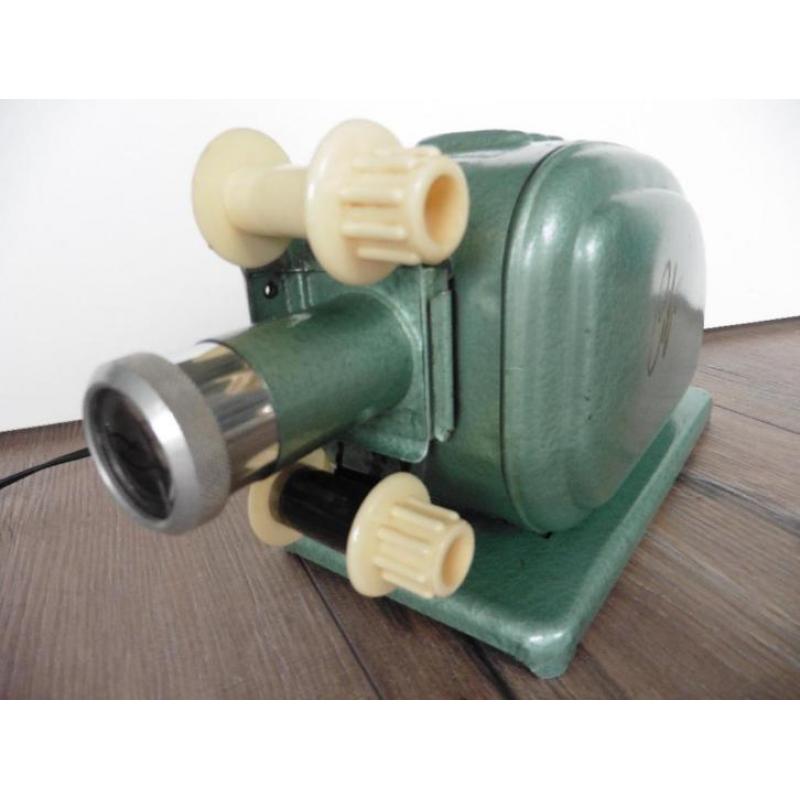 Filmprojector Cifo Nostalgisch + kinderfilm's (is 100% goed)