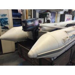 Rubberboot met 5 pk motor en trailer alminium bodem!!