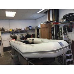 Rubberboot met 5 pk motor en trailer alminium bodem!!