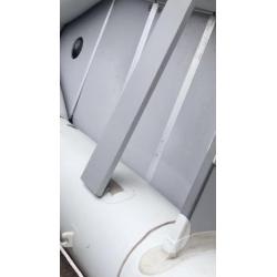 Rubberboot met 5 pk motor en trailer alminium bodem!!