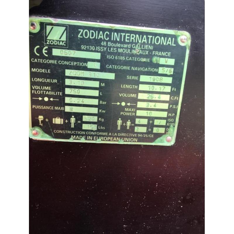 Zodiac rubberboot met 5pk buitenboordmotor