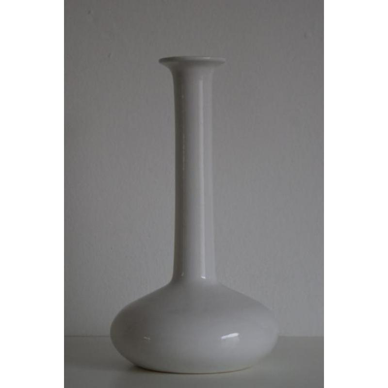 flesvaas wit met lange hals