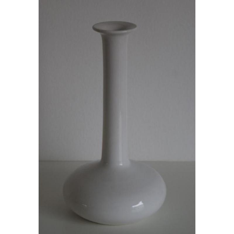 flesvaas wit met lange hals