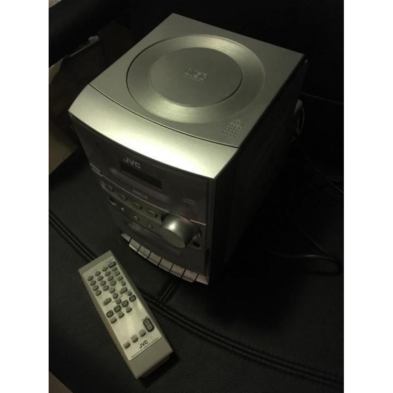 RADIO - CD - Casette - speler
