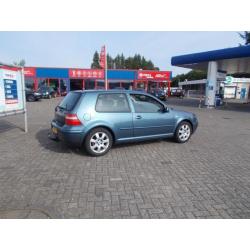 Volkswagen Golf 2.0 SPORTLINE (bj 2003)