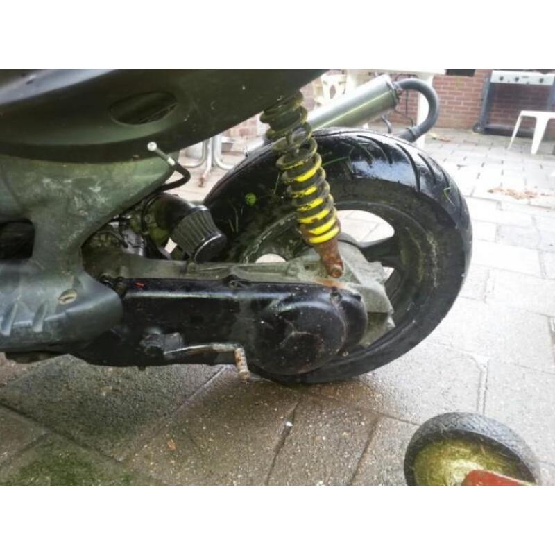 Suzuki katana 50 niet kompleet loopt wel