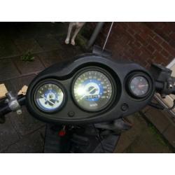 Suzuki katana 50 niet kompleet loopt wel