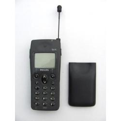 Antwoord app41 jaar oud...en Philips gsm met antee