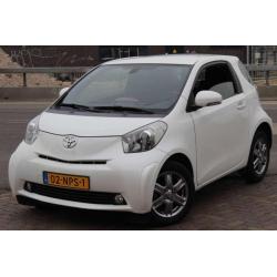 Toyota IQ 1.0 VVTi Aspiration bj. 2010 AUTOMAAT!! AUX!! - Ma