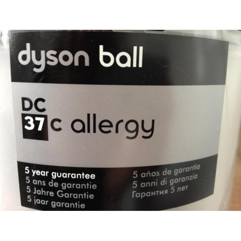 Dyson DC37C Allergy - 2 MAANDEN OUD!