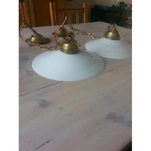 antieke hanglampjes met melkwit glas