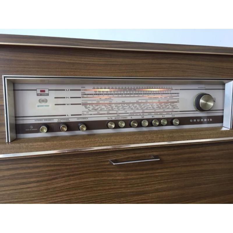 Radio kast meubel vintage platenspeler