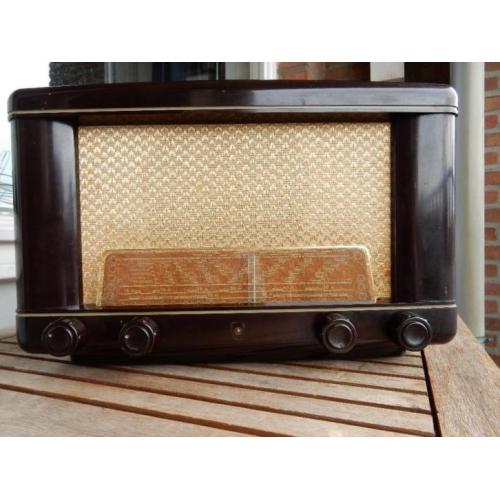 Philips radio BX 390A, spelend met gave bakelieten kast