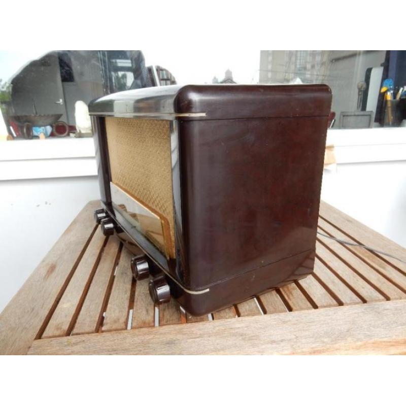 Philips radio BX 390A, spelend met gave bakelieten kast
