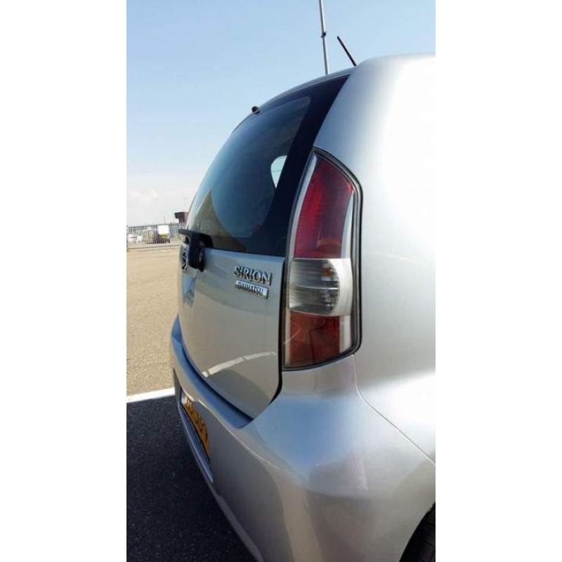 Daihatsu Sirion 1.3 (5drs) 2006 Grijs met AIRCO