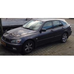 **Zeldzaam** Lexus IS 200 2.0 Sportcross