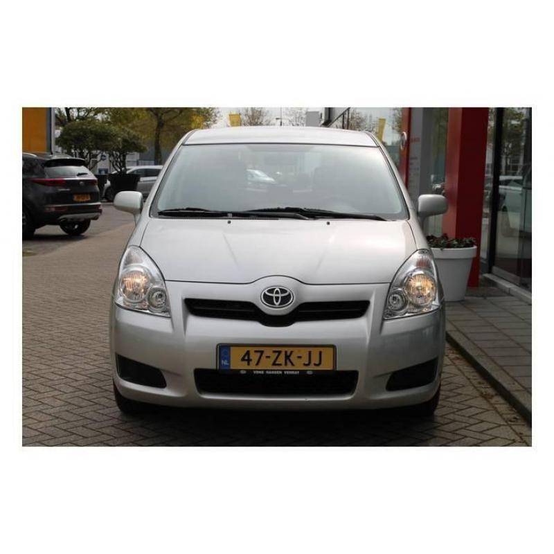Toyota Verso 1.6 16v VVT-i Terra (5p)