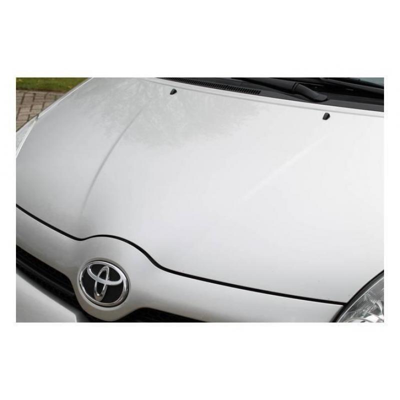Toyota Verso 1.6 16v VVT-i Terra (5p)