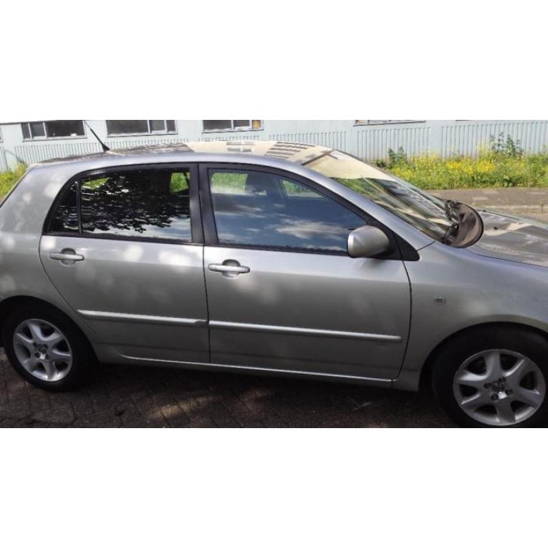 Toyota Corolla 2.0 D-4d 116 5DR Linea SOL 2006 Grijs