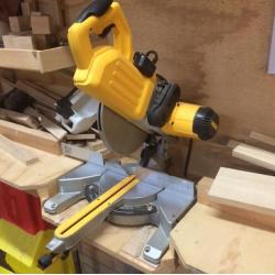 Dewalt 778 250mm met XPS indicator