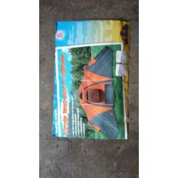Grote kampeer tent met 3 cabines