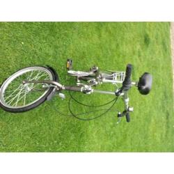 Mooie vouwfiets ON THE ROAD, 6 versnelling shimano, helmaal
