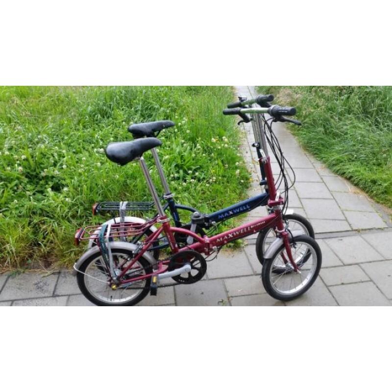 2 Handige vouwfietsen met 3 versnellingen.