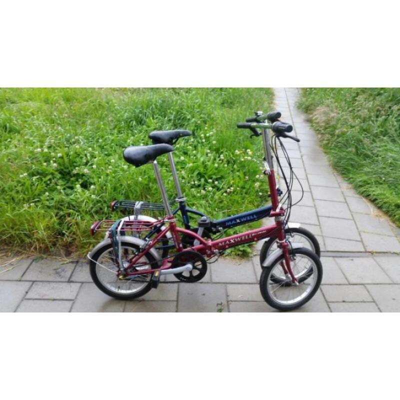 2 Handige vouwfietsen met 3 versnellingen.