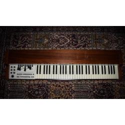Oberheim OB3-2 Squared combo-organ