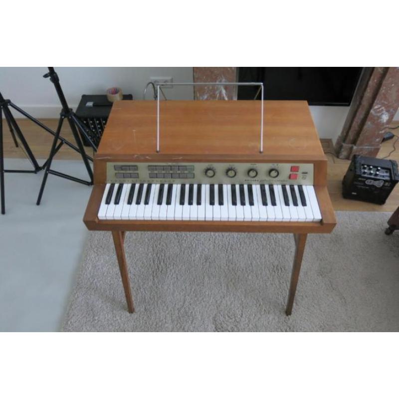 Philips Philicorda AG 7500 & AG 7600