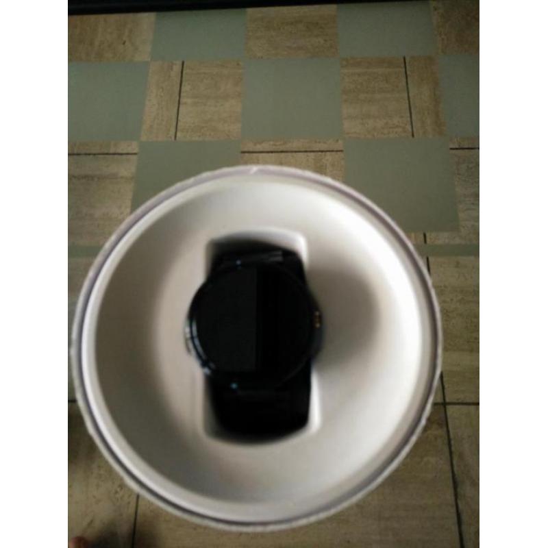 Motorola Moto 360 zwart met zwart stalen band