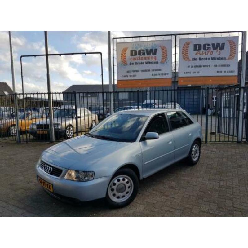 Audi A3 1.6 5xdeurs met Climaat Cruise Boekje Nieuwe APK NAP