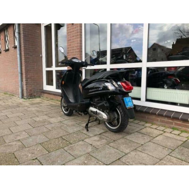 SYM Fiddle II Snor snorscooter 25 km Euro4 met schade
