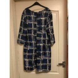 Jurk L en lang vest XL