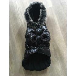 Te koop:2 leuke hondenjasjes