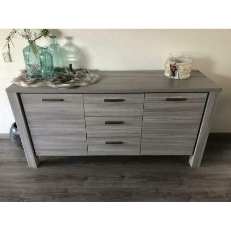 Meubels te koop
