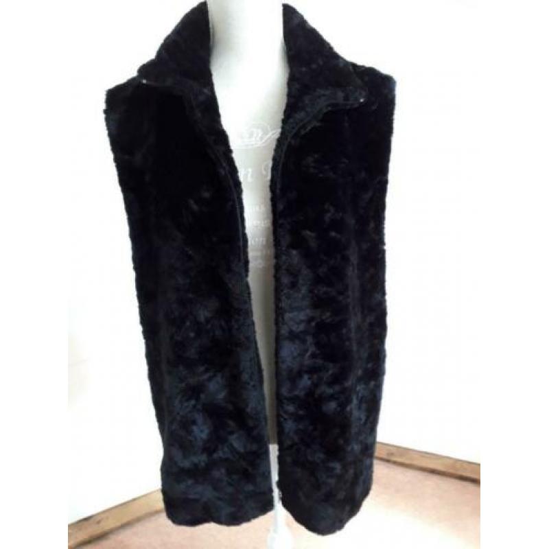 Mooie zwarte bodywarmer van GERRY WEBER maat 40