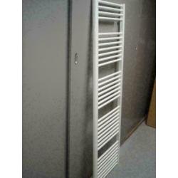 Design radiator 45 cm breed x 165 cm hoog in het wit en 766W