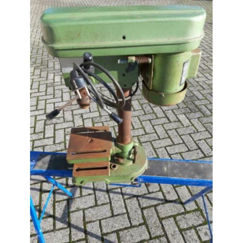 Kolomboormachine