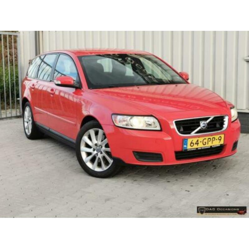 Volvo V50 2.0D AUTOMAAT/CRUISE/AIRCO/TREKHAAK/NAP