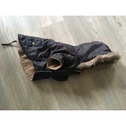 Te koop:2 leuke hondenjasjes
