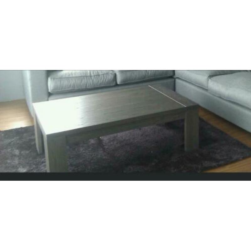 Complete set meubels. Mag ook los verkocht