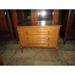 Barok eiken ladekast commode in queen anne stijl