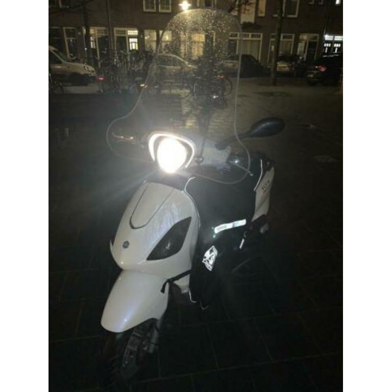 Piaggio Fly 2013