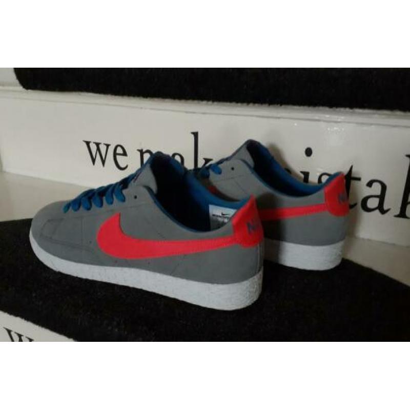 4 paar sneakers schoenen ~ Nike ~ mt 40 Nieuw Z.G.A.N