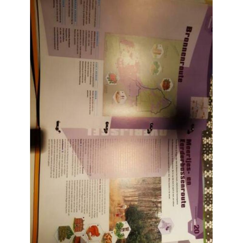 ANWB wandelboek 100 wandeltochten