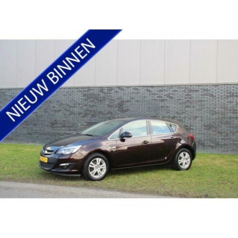 Opel Astra 1.4 Turbo Blitz, 1e eigenaar Navigatie, Trekhaak,