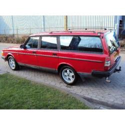 Volvo 240 Benzine 2.3 U9 113PK, Airco, nw distr. (bj 1992)
