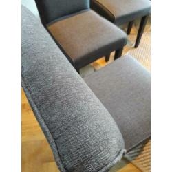 Set van 4 antraciet stoelen. Eetkamer stoelen.